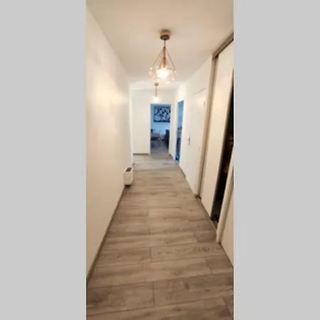 Apartmán Chambre Privee Tout Confort Avec Balcon