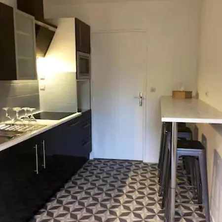 Chambre Privee Tout Confort Avec Balcon